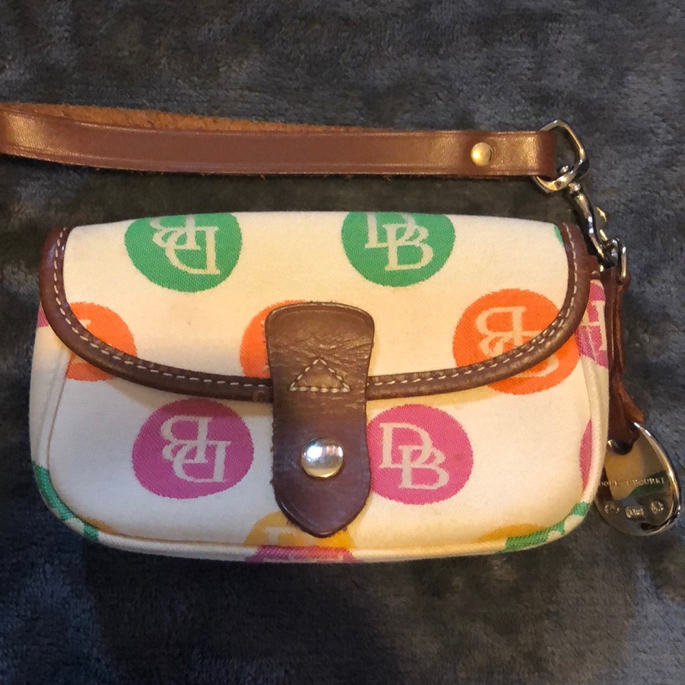 Dooney & Bourke wristlet
